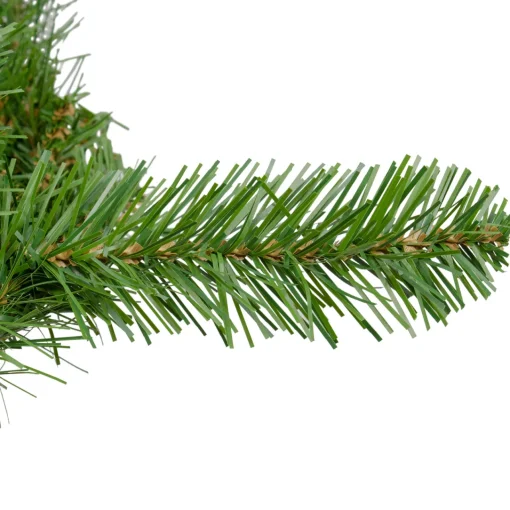 Hot Eastern Pine Artificial Christmas Wreath - 24" - Unlit Unlit